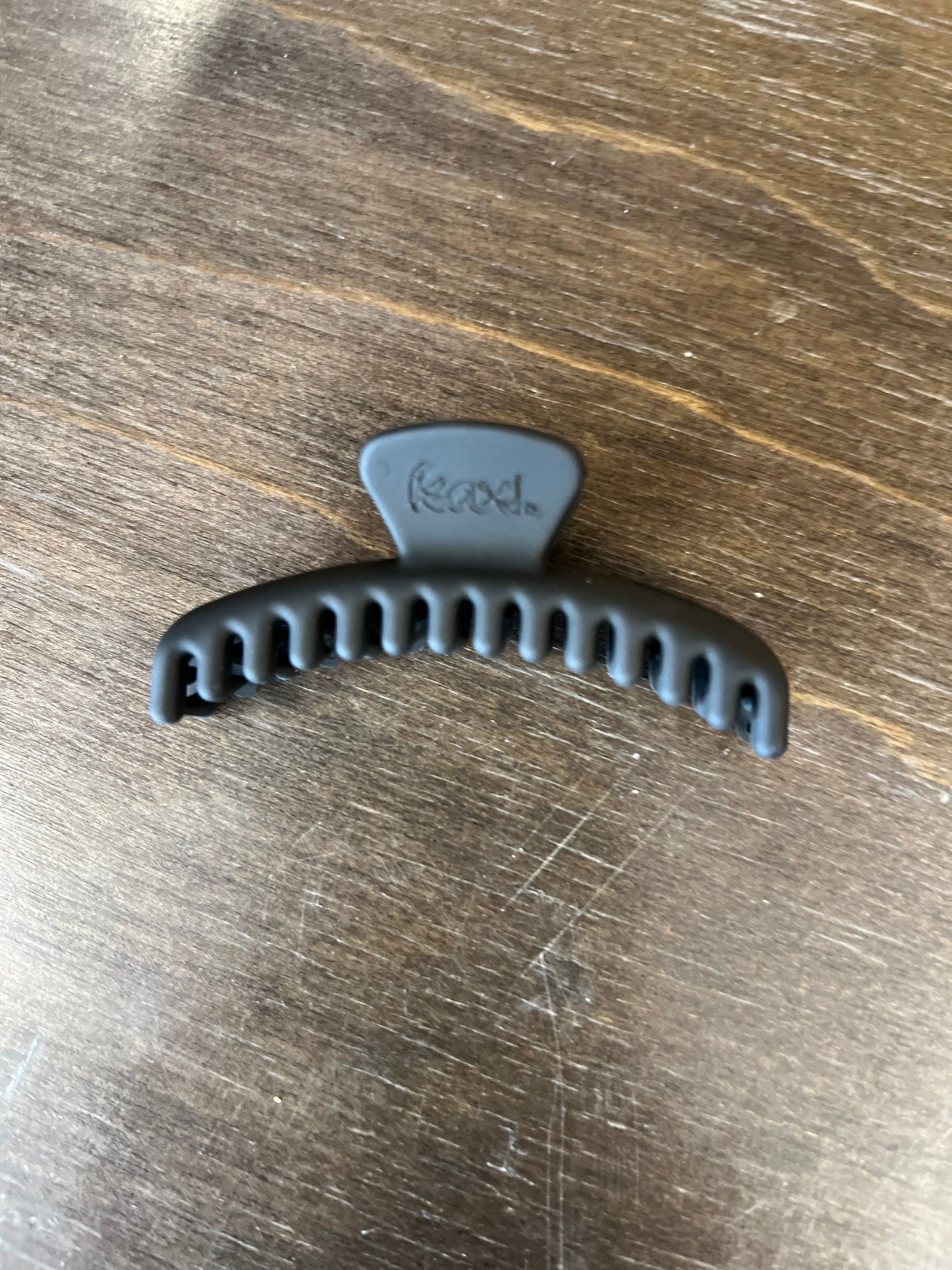 MIni Hold Everything Claw Clip