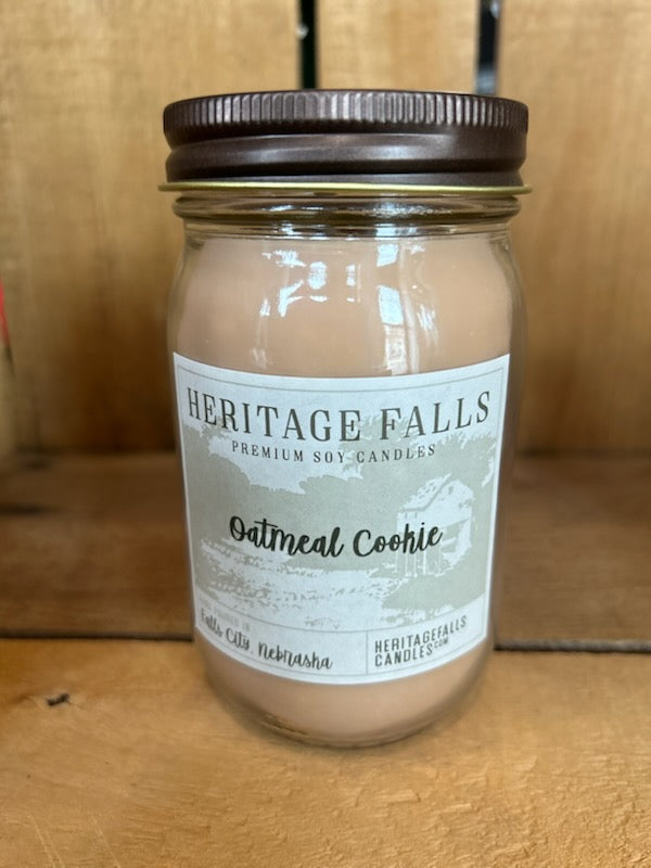 Heritage Falls Candle - Oatmeal Cookie