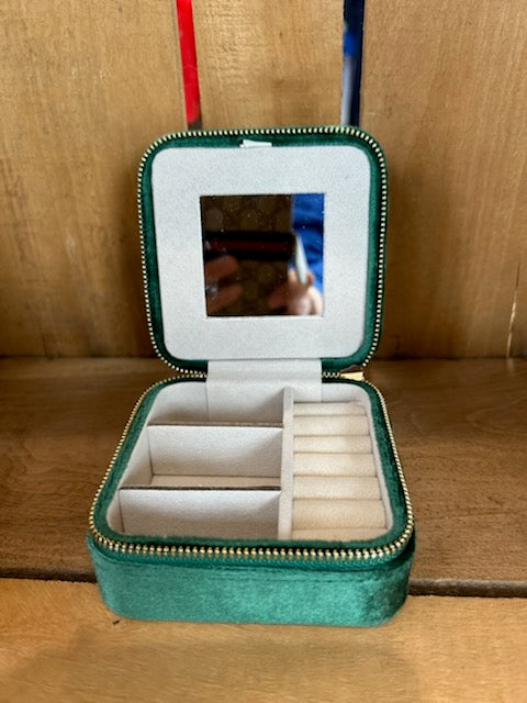 Small Travel Jewelry Case - Green Velvet