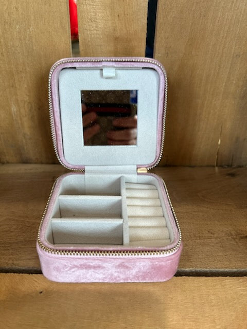 Small Travel Jewelry Case - Pink Velvet