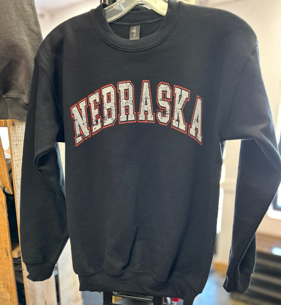 YOUTH Nebraska Arched - Gildan Unisex Crewneck Sweatshirt