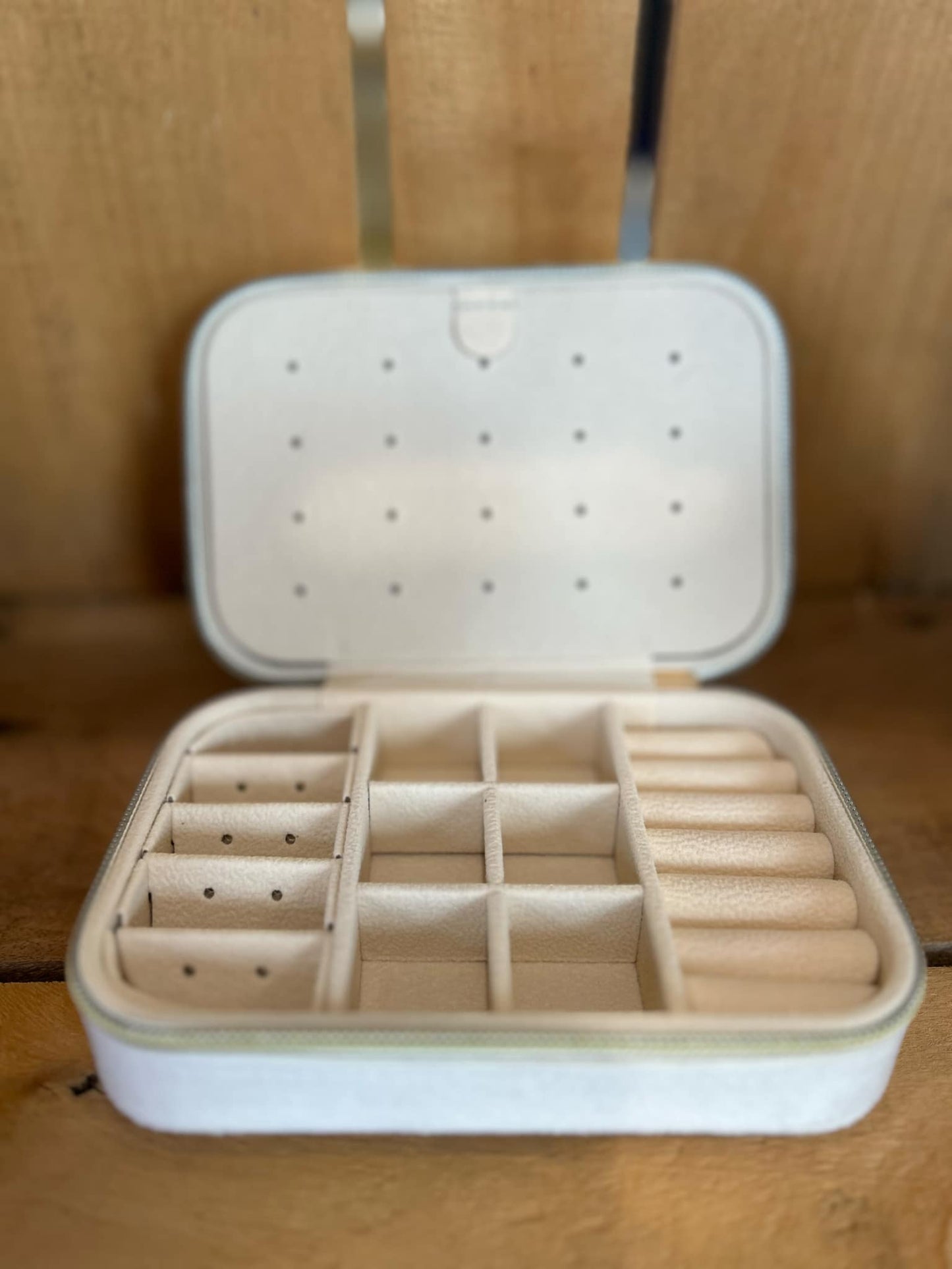 Large Travel Jewelry Case - Cream